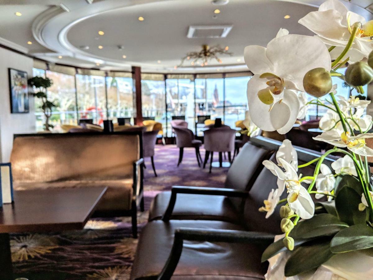 Select Ms Charles Dickens Neuss Hotel ภายนอก รูปภาพ